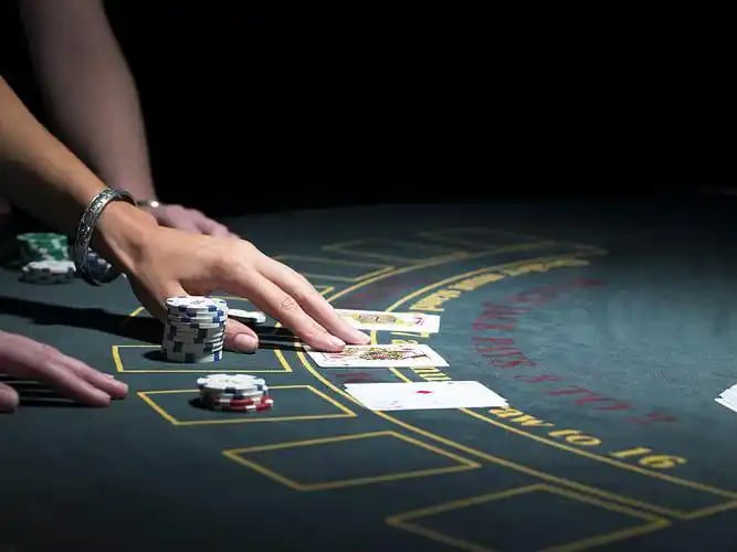 FAQ and responsible gaming support view on the slots 777 homepage